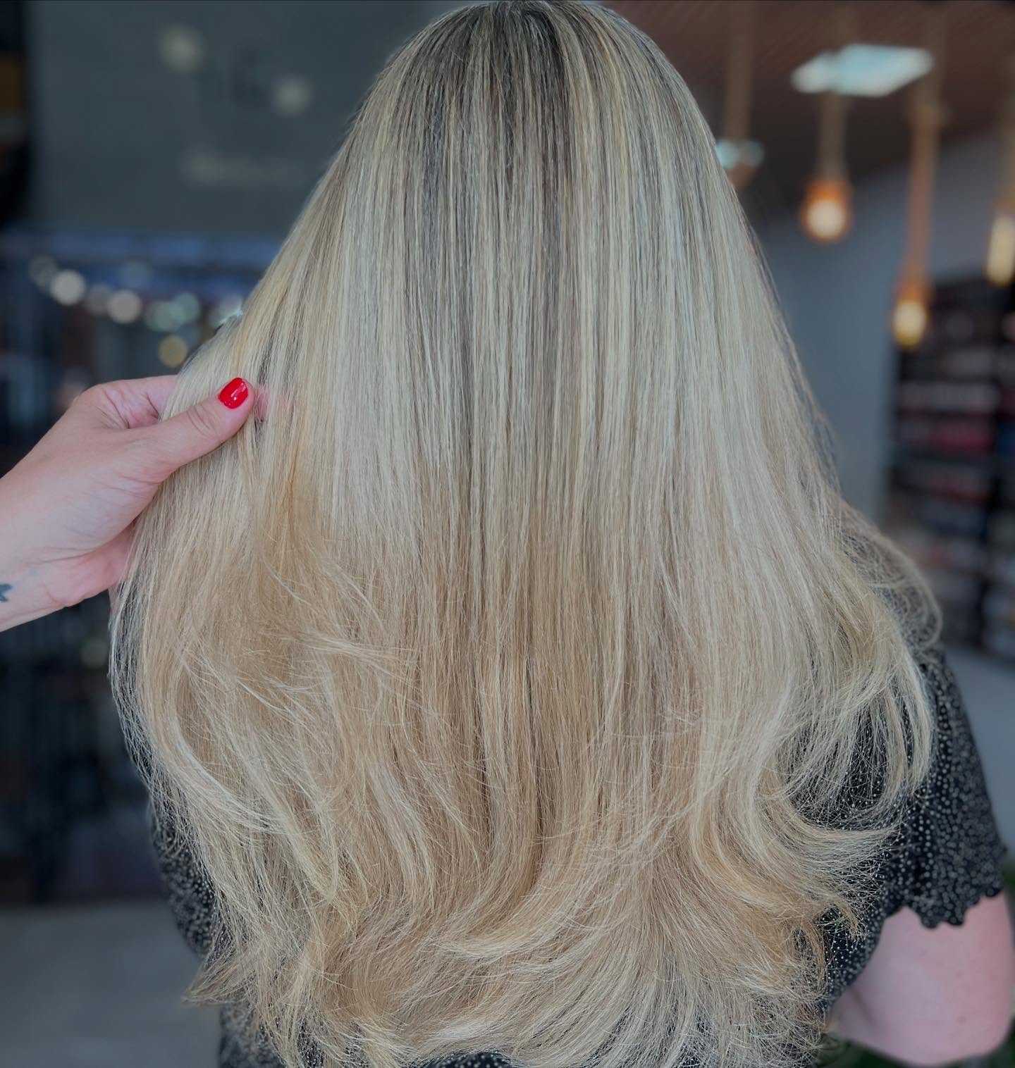 Escova no Morumbi São Paulo | Lisboa Studio de Beleza Escova no Morumbi São Paulo | Lisboa Studio de Beleza