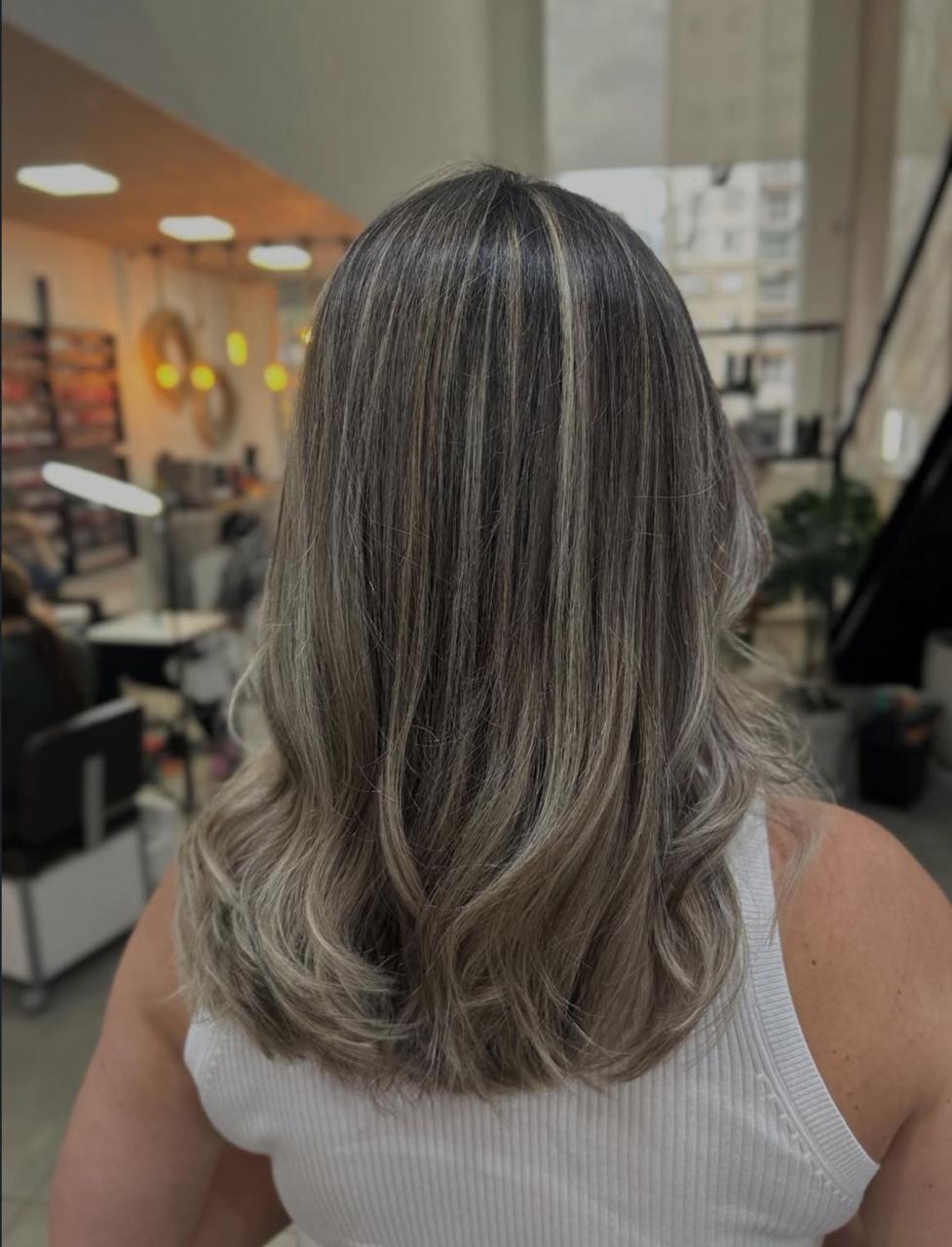 Mechas e Luzes Morumbi São Paulo | Lisboa Studio