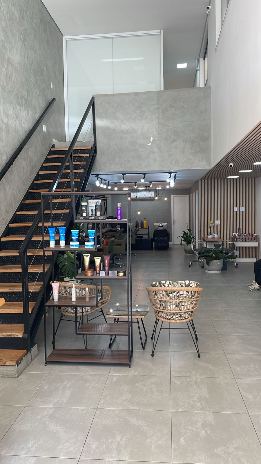 Melhor Cabeleireiro no Morumbi São Paulo | Lisboa Studio